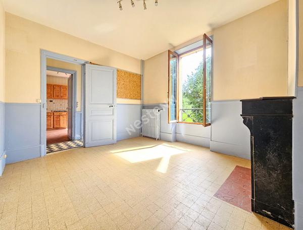 Maison Marines 8 pièce(s) 161.81 m2