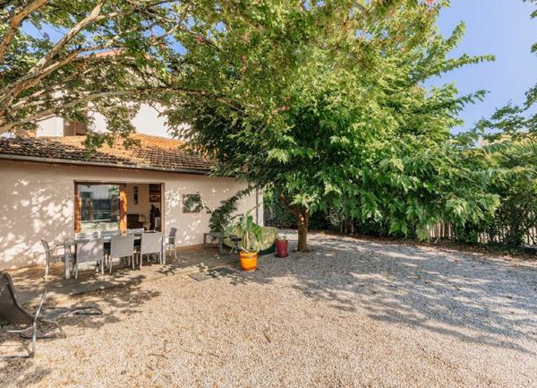 Maison à vendre    5 pièces •  Tosse