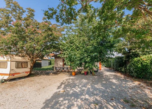 Maison à vendre    5 pièces •  Tosse