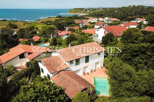 À vendre Saint-Jean-de-Luz – Villa avec piscine