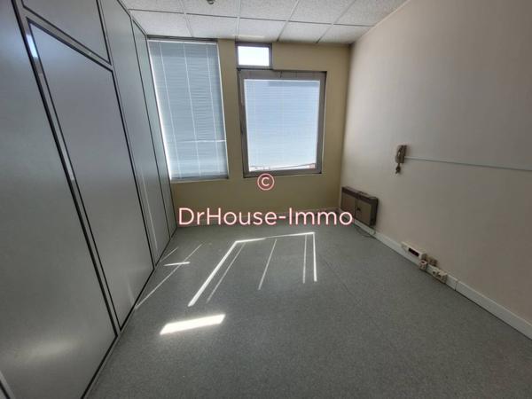 Bureau à louer 5 pièces de 60 m²