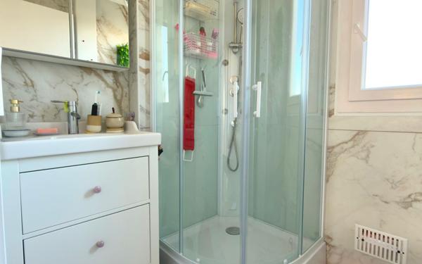 Appartement à vendre    4 pièces • 65,97 m2 Épinay-sur-Seine