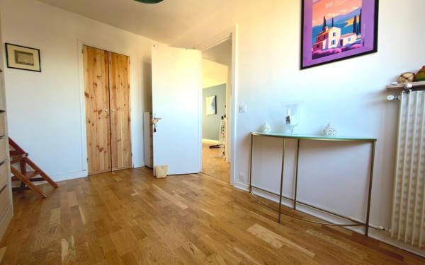 Appartement à vendre    4 pièces • 65,97 m2 Épinay-sur-Seine