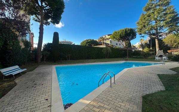 Appartement à vendre    3 pièces • 91,90 m2 Saint-Laurent-du-Var