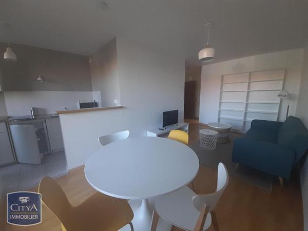 Appartement à louer 2 pièces 39.86m²