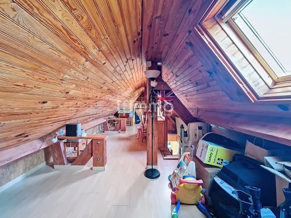 Maison de 6 pièces, 140 m² à Quéménéven 29180