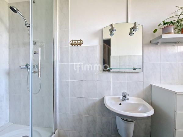 Maison de 6 pièces, 140 m² à Quéménéven 29180