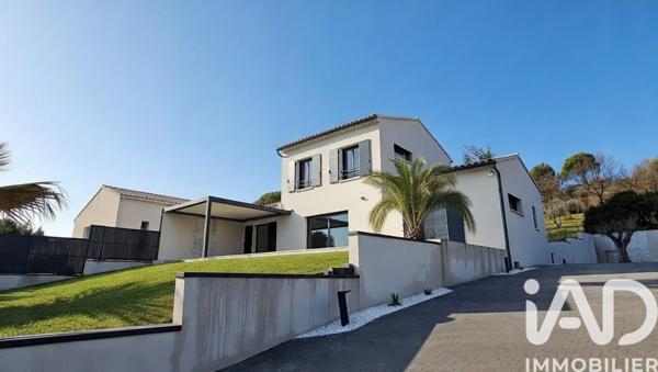 Maison à vendre 4 pièces 132 m² Mormoiron