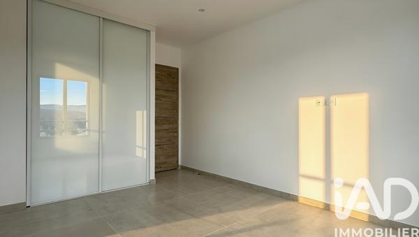 Maison à vendre 4 pièces 132 m² Mormoiron