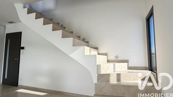 Maison à vendre 4 pièces 132 m² Mormoiron