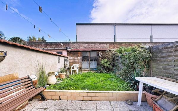 Maison à vendre    5 pièces •  Armentières