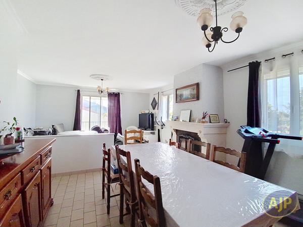 Vente maison La Roche Sur Yon : 304 000 € - AJP Immobilier La Roche-sur-Yon