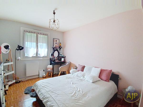 Vente maison La Roche Sur Yon : 304 000 € - AJP Immobilier La Roche-sur-Yon