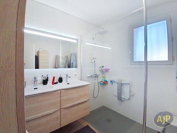 Vente maison La Roche Sur Yon : 304 000 € - AJP Immobilier La Roche-sur-Yon