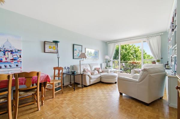 Appartement Saint Germain En Laye 4 pièces 88.03 m2 520 000 € **  - Référence  18418