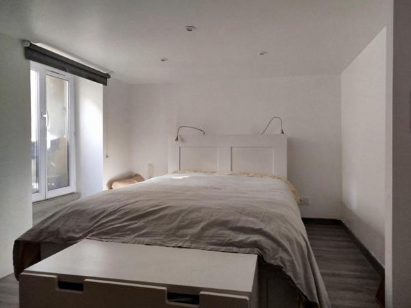 Charmante maison de ville avec double jardin – La Bastide