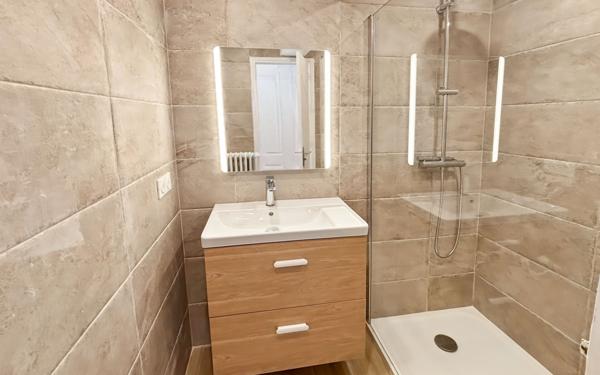 Appartement à vendre    3 pièces • 75,95 m2 Étréchy