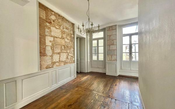 Appartement à louer    3 pièces •  Périgueux