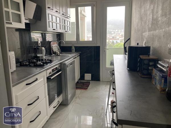 Appartement à vendre 3 pièces 71m² Oyonnax (01100)