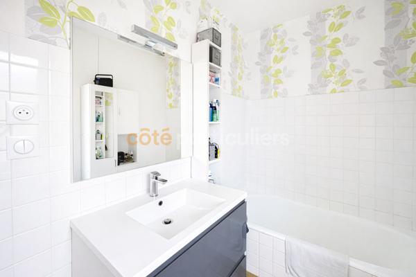 Vente Maison97,29 m² - 5 Pièces - BOURGVALLEES (50750)