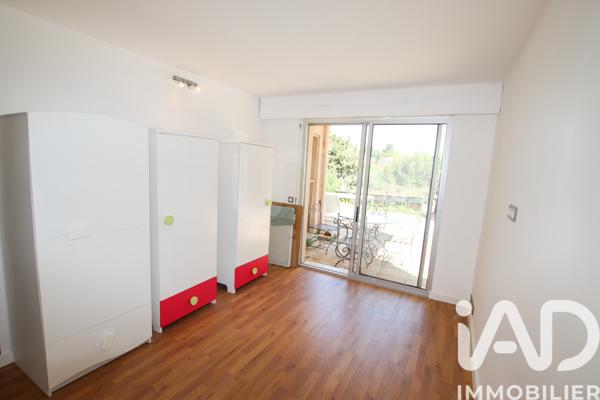 Appartement à vendre 3 pièces 75,9 m² Vence