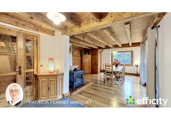 Maison
         12 pièces
        - 243 m² Bien prestige 2 370 000 € *