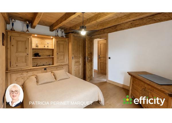 Maison
         12 pièces
        - 243 m² Bien prestige 2 370 000 € *