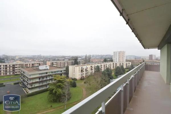 Appartement à louer 4 pièces 82.32m² Le Mans (72100)
