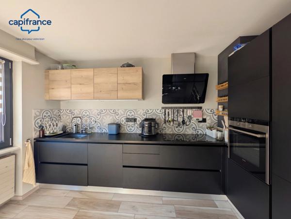 Maison à vendre 6 pièces BLOTZHEIM (68) - Maison de 138 m2 sur une parcelle de 1095m2 - Dependances et Garages extérieurs
