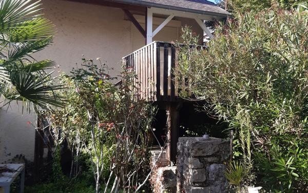 Maison à vendre    5 pièces •  Oloron-Sainte-Marie