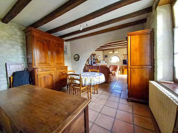 86100 CHATELLERAULT Maison Chatellerault 3 pièce(s) 90 m2
