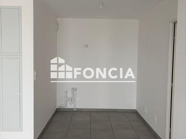 Location Appartement 2 pièces 47.3 m² - 2 RUE PASTEUR Chenove 21300