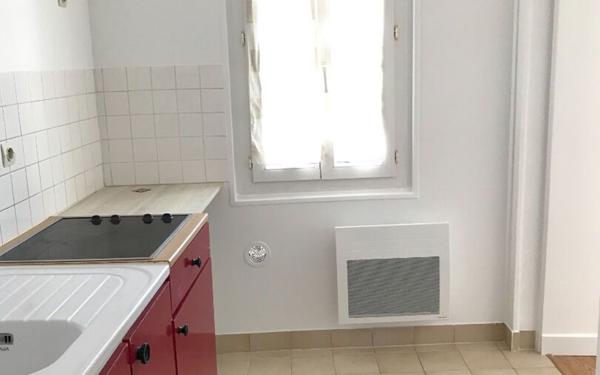 Appartement à louer    1 pièce • 17,93 m2 Châtillon