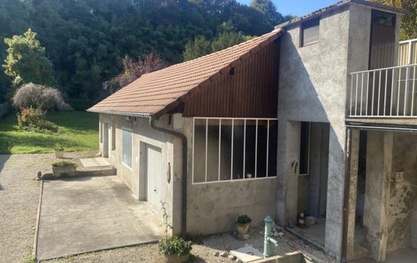 Vente Maison de village 87m² avec garage et terrain Le pont-de-beauvoisin   