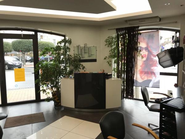 Dpt Hautes Pyrénées (65), à louer TARBES Salon ou bureau