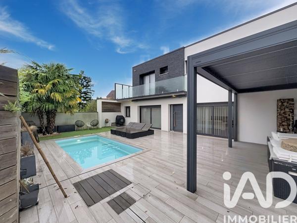 Maison à vendre 6 pièces 187 m² Ormesson-sur-Marne