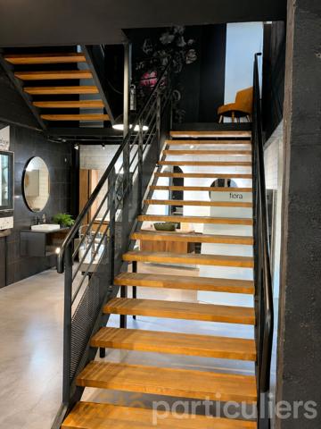 Vente
                Immeuble720 m² - 1 Pièce -
                    LUC LA PRIMAUBE (12450)