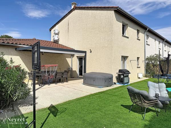 SAINT-JOSEPH CENTRE-BOURG – MAISON 3 CHAMBRES AVEC EXTÉRIEUR PLEIN SUD ET GARAGE