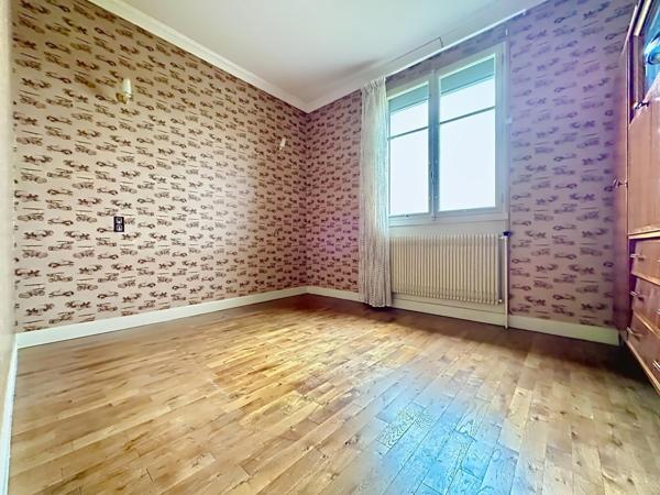 GERZAT– Maison avec jardin à réinventer