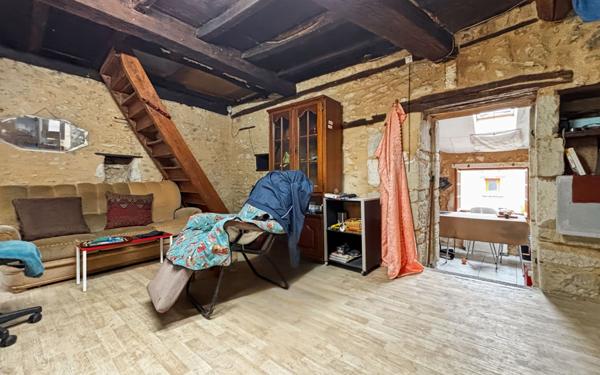 Maison à vendre    5 pièces •  Antonne-et-Trigonant