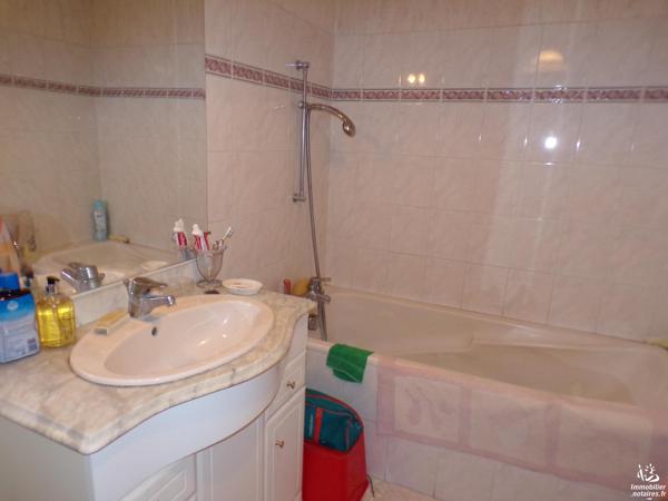 Maison en pierre située à VILLEFAGNAN Nord Charente