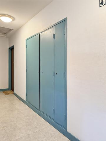 Studio 26 M² avec balcon proximité de la Place de la Nation PARIS 20