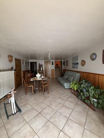 CHATILLON Sur SEINE : Maison de 1960 au centre ville ,130m² avec sous-sol, garage et petit terrain Châtillon-sur-Seine (21400)