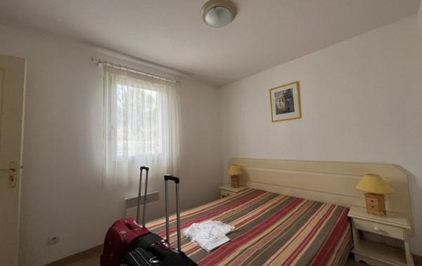 Vente Villa avec garage - cour et parking privé Homps   