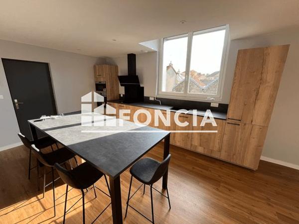 Location Appartement 3 pièces 108 m² - 117 A RUE DE DOMFRONT Flers 61100