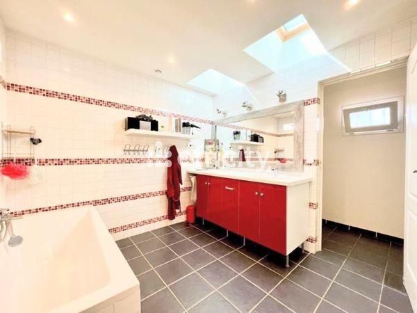 Maison 7 pièces - 150 m²