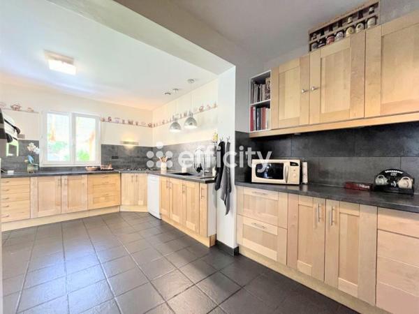 Maison 7 pièces - 150 m²