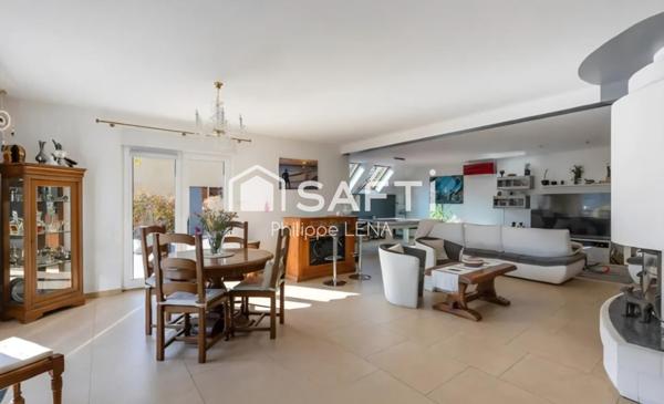 Villa contemporaine, vue imprenable !