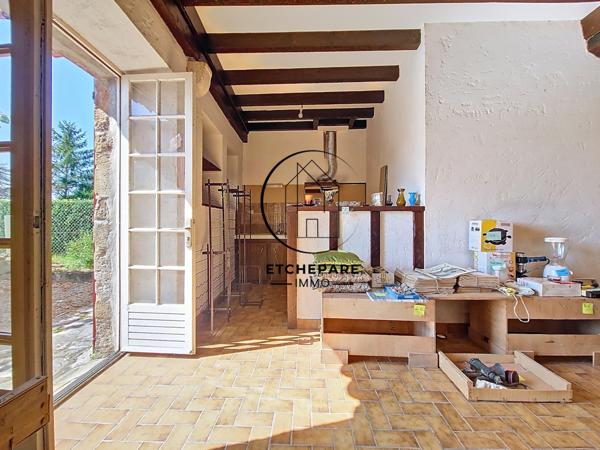 Garris (64120) Maison typique basque au centre de Garris