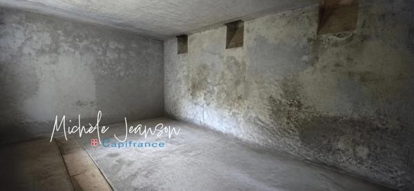 RARE À LA VENTE – MAISON 6 PIECES BOURGEOISE RÉNOVÉE SUR PLUS DE 5 000 M² DE TERRAIN